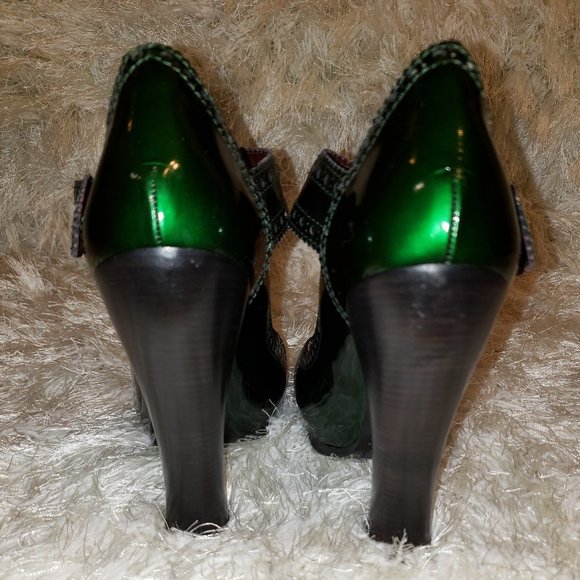 RARE-💚EMERALD💚GREEN- Marc Jacobs Emerald Green Pumps